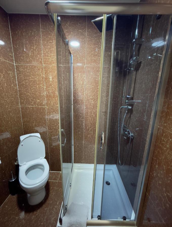 Mr Guest House Tbilisi ภายนอก รูปภาพ