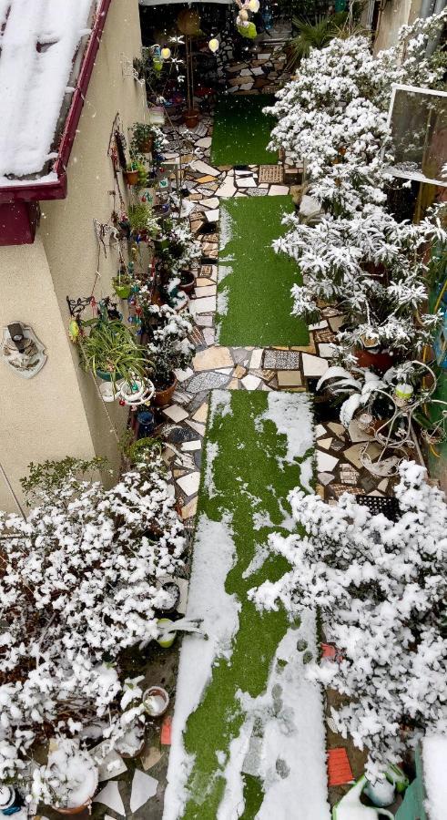 Mr Guest House Tbilisi ภายนอก รูปภาพ